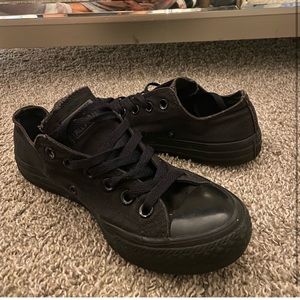 Black converse